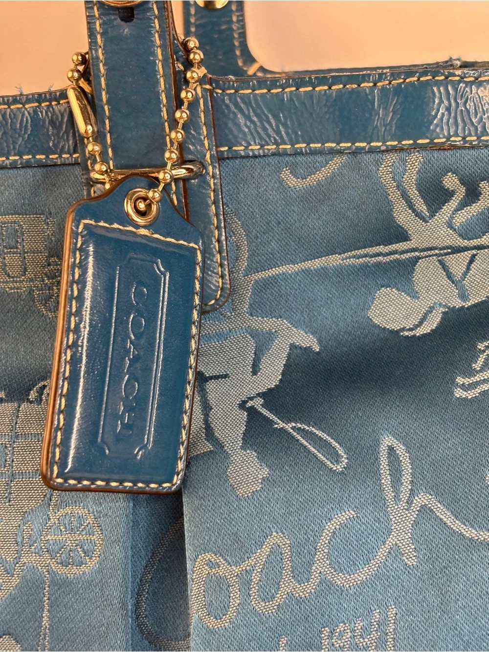 Y2K-era vintage Coach Gallery Horse & Carriage Tote Bag Teal Color